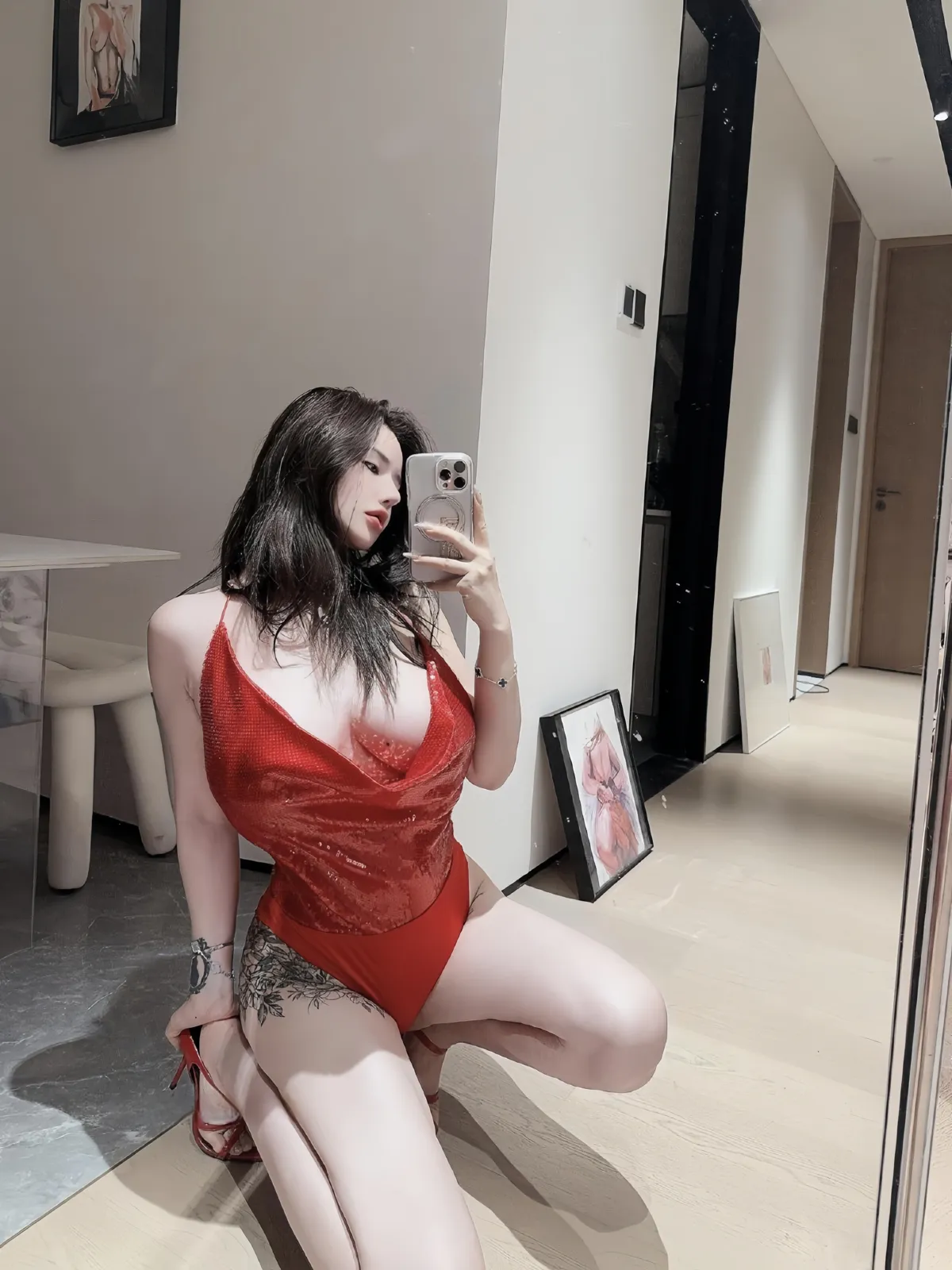 阿色 NO.019 红色低胸 NO.0000