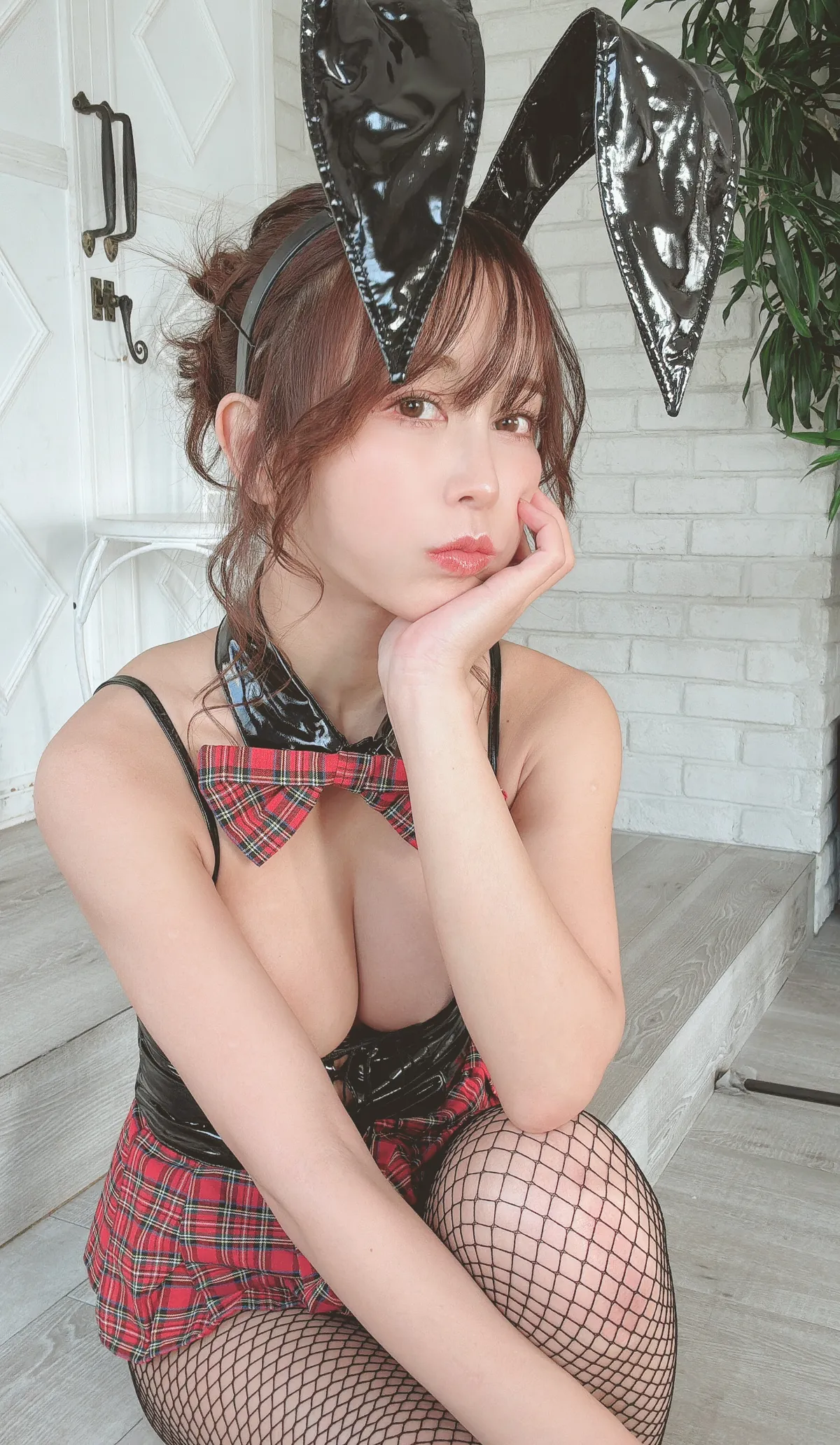 育美 NO.017_002 Checkered Leather Bunny NO.0000