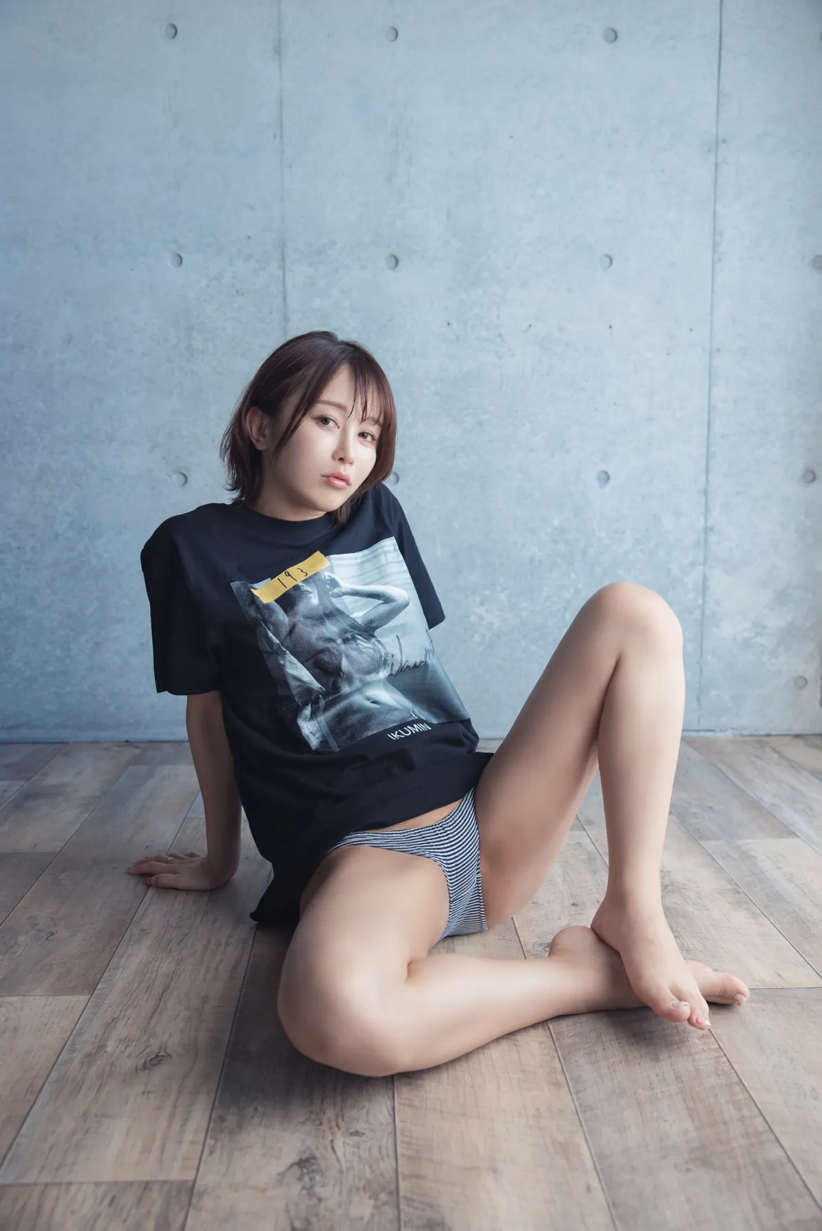 育美 NO.023_003 IKUMIN   T恤 NO.0000