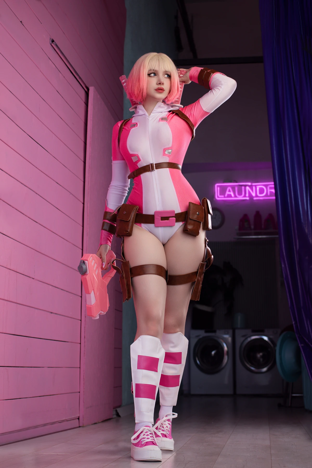 Ulichan NO.002 Gwenpool NO.0000